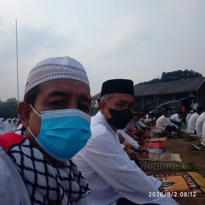 Majelis Guru MTsN 6 Muaro Jambi Ikuti Sholat Istisqa di Lapangan Garuda Sebapo Majelis Guru MTsN 6 Muaro Jambi Ikuti Sholat Istisqa di Lapangan Garuda Sebapo