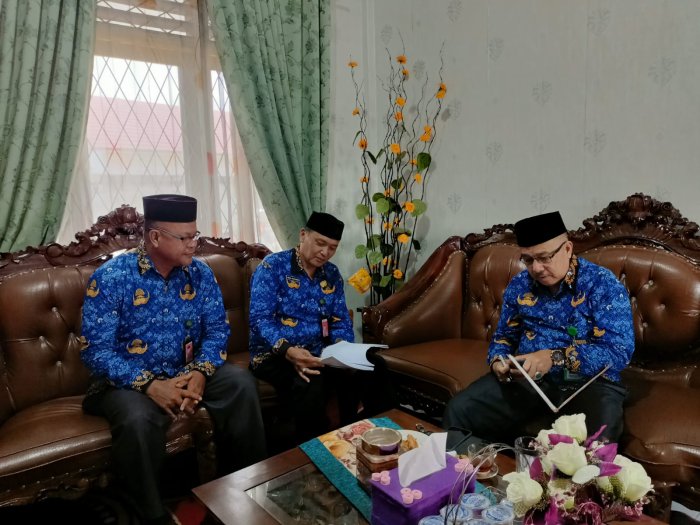 Pendamping Satuan Pendidikan Laksanakan Pembinaan di MTsN 6 Muaro Jambi untuk Peningkatan Mutu dan Prestasi Madrasah